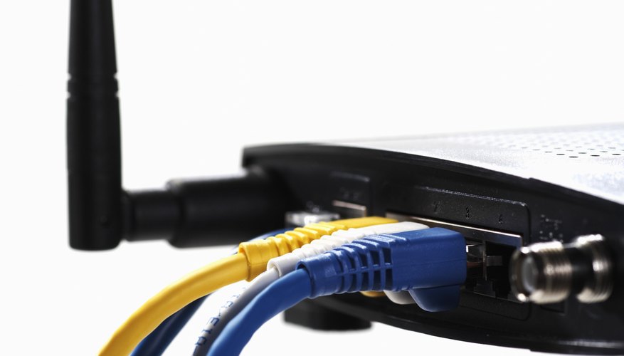 How to Hook Up a Router for a Wireless Connection | Synonym