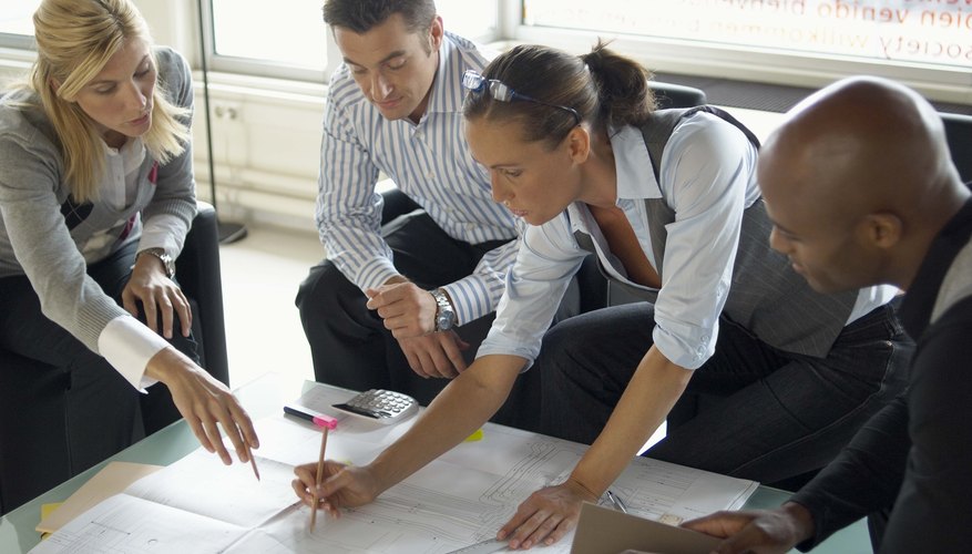 Un buen supervisor establece metas con los empleados y los equipos, y tiene objetivos departamentales también.
