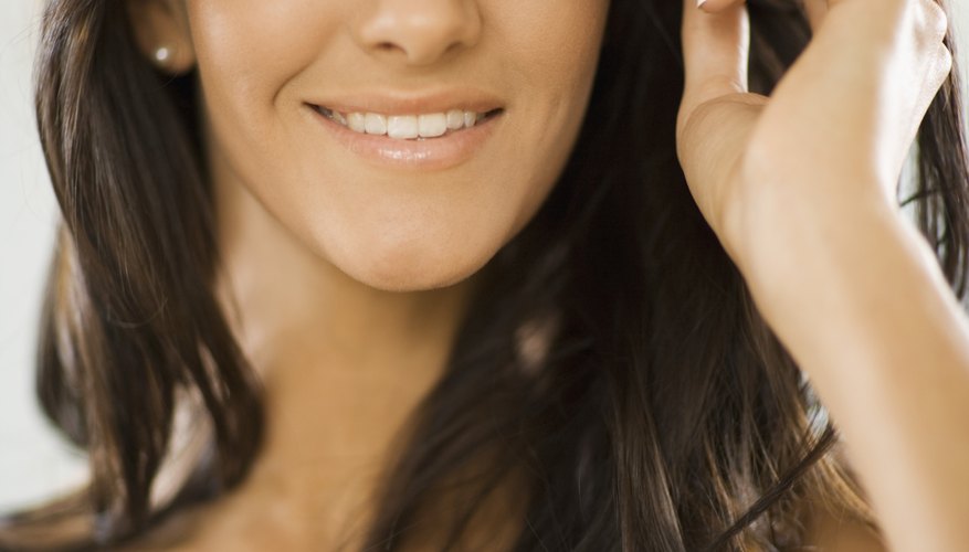 By applying moisturizer to the face first, you will make the foundation slightly more translucent.