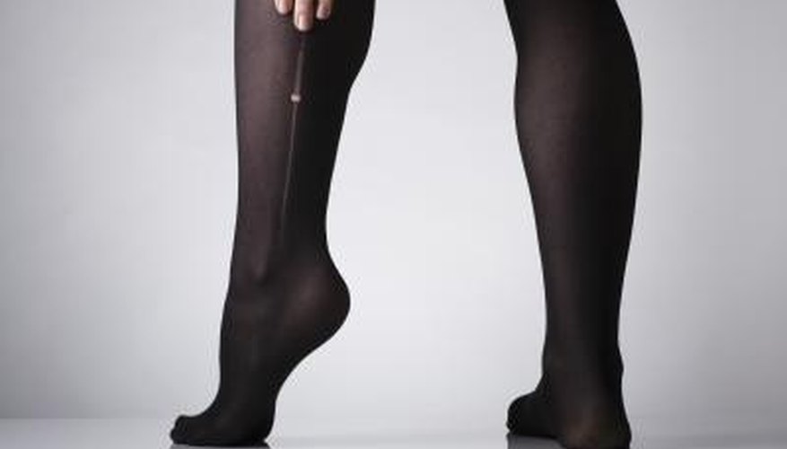 Make gaffs out of pantyhose that have runs in them.