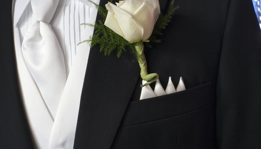 Wedding Flower Etiquette: Boutonniere & Corsage | Synonym