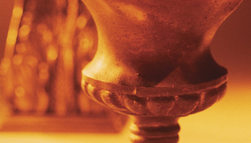 If an urn is not available, cremated remains can be sent in temporary containers.