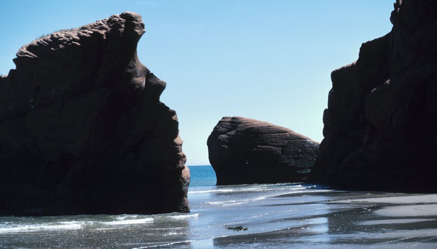 Larger stones were also described as mountains.