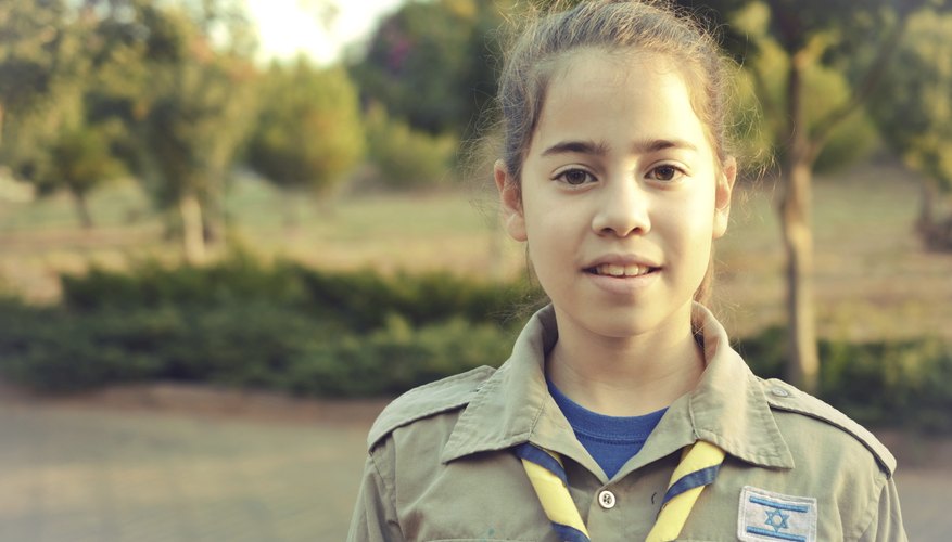 Games never fail to please Brownie Girl Scouts.