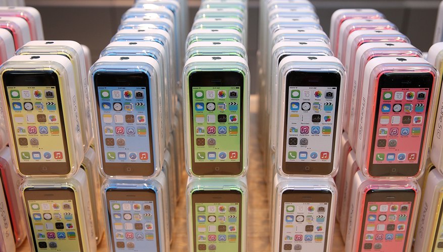 Turning Reduce Motion on allows you to scale your wallpaper to fit your iPhone's screen.
