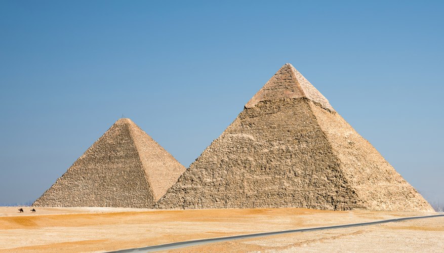 What Is a Political Difference Between Mesopotamia & Egypt?