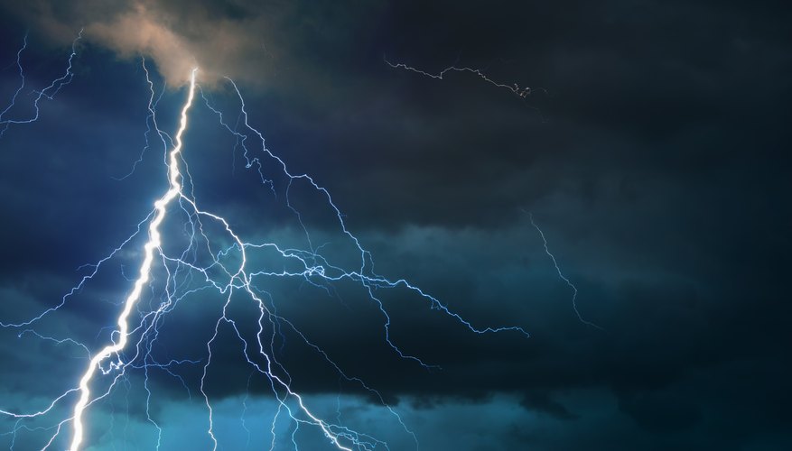 Can Something Happen to Your TV When There Is a Thunder Storm? | Sciencing