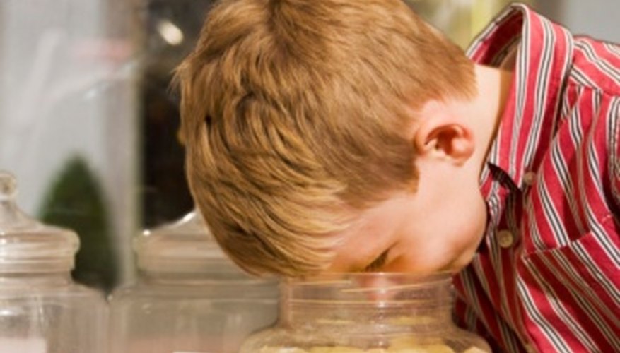 Kids can describe what they smell to the class.