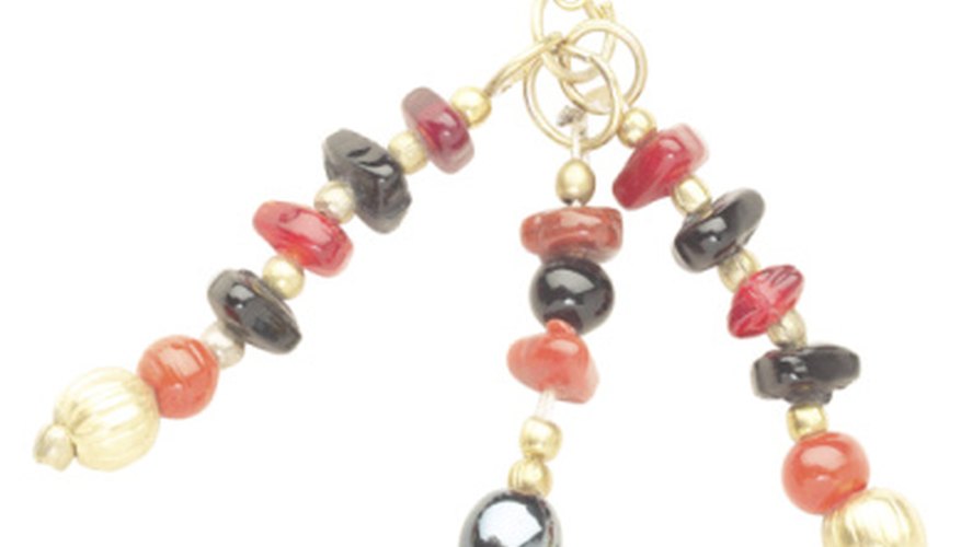 make your jewlery with bright beads