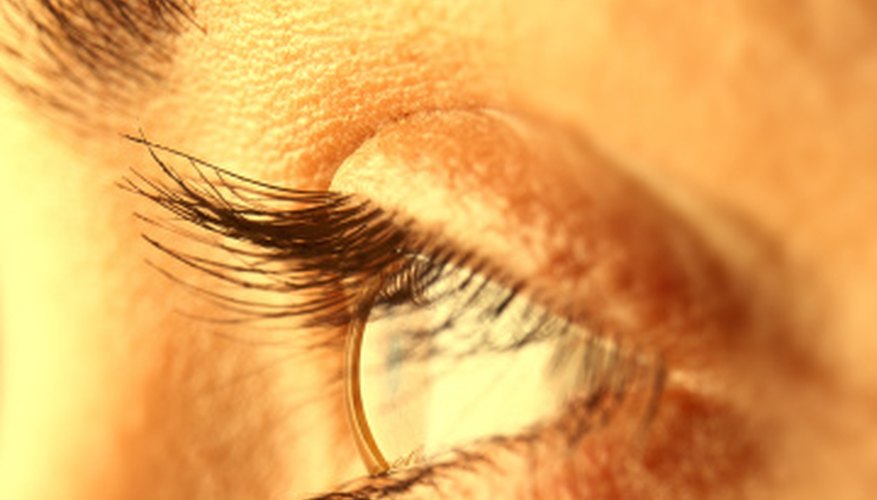 El ojo humano parpadea aproximadamente una vez cada cinco segundos.