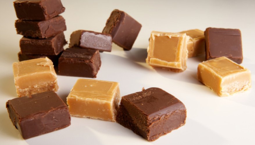 Prizes, such as candy, can be a good way to add incentive to your girl scout games.