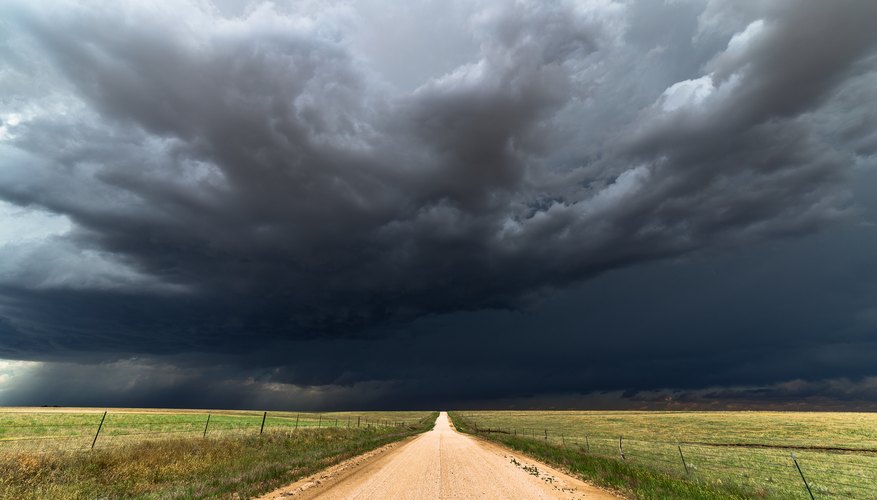 what-happens-when-barometric-pressure-rises-sciencing