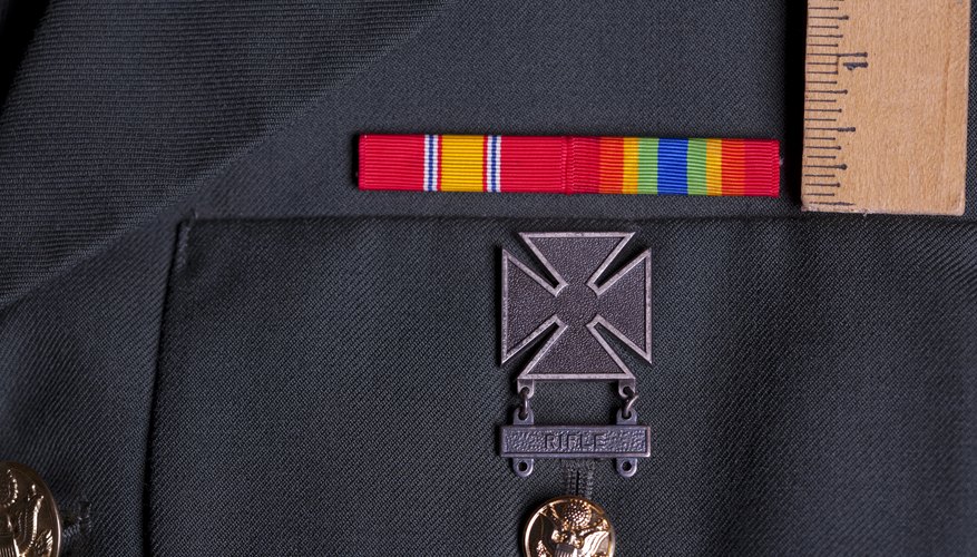 How To Place Army Ribbons On A Class A Uniform Synonym