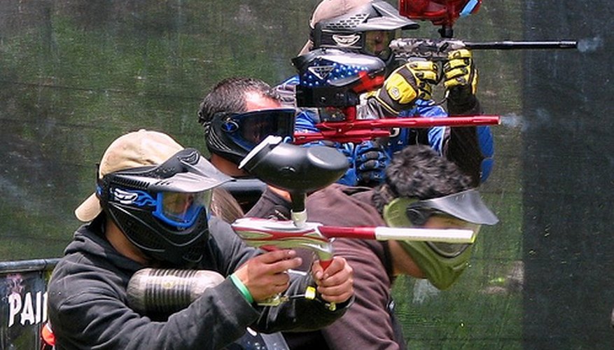 Jugadores de paintball.