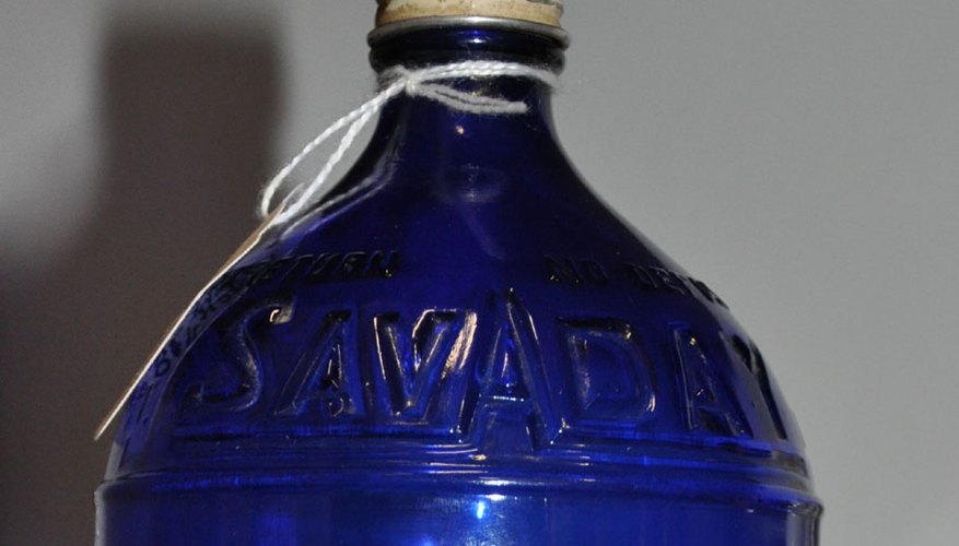 Botellas antiguas de principios de 1900.