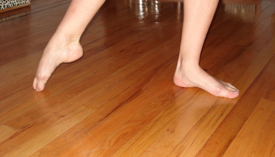 Aprende a poner los pies en punta como los bailarines.