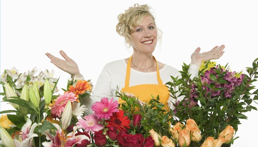Crea exhibiciones para las florerías.
