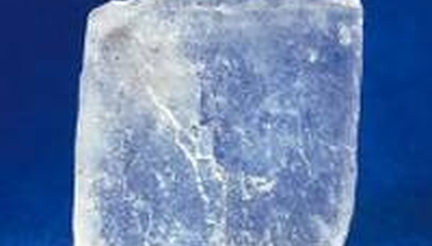 Halite (sodium chloride)