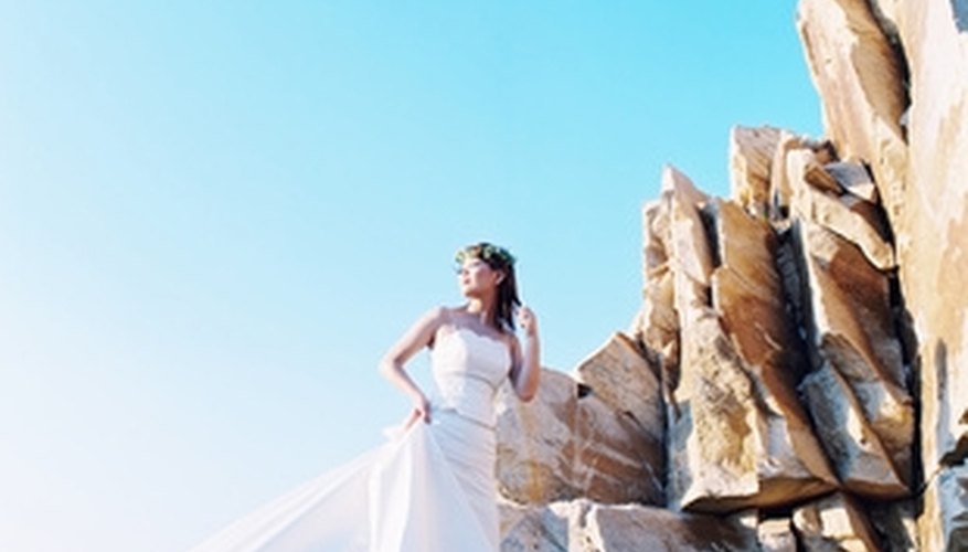 California is rich with settings for a romantic wedding. California is rich with settings for a romantic wedding.