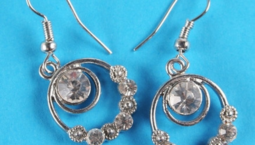 Small romantic gestures can make lasting impressions. Small romantic gestures can make lasting impressions.