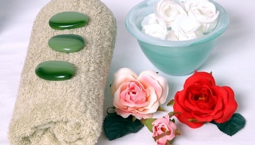 An on-site spa adds extra romance to this charming resort. An on-site spa adds extra romance to this charming resort.