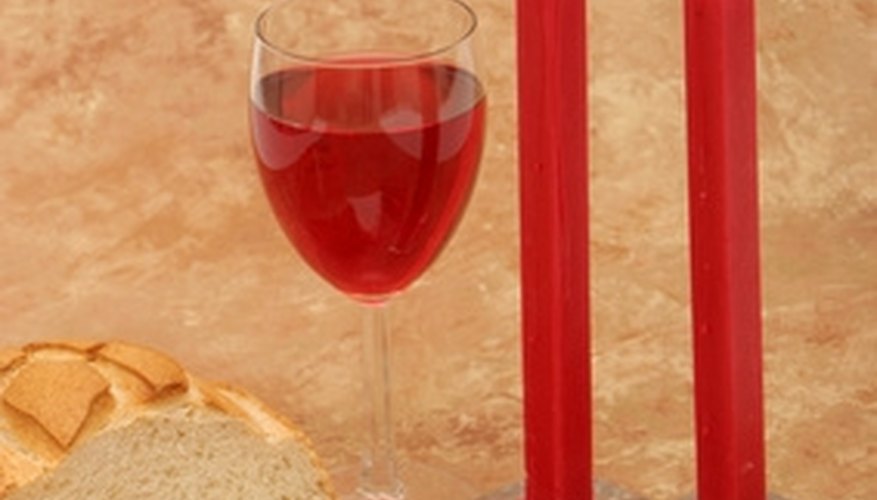 Rhode Island supplies a number of romantic dining spots. Rhode Island supplies a number of romantic dining spots.