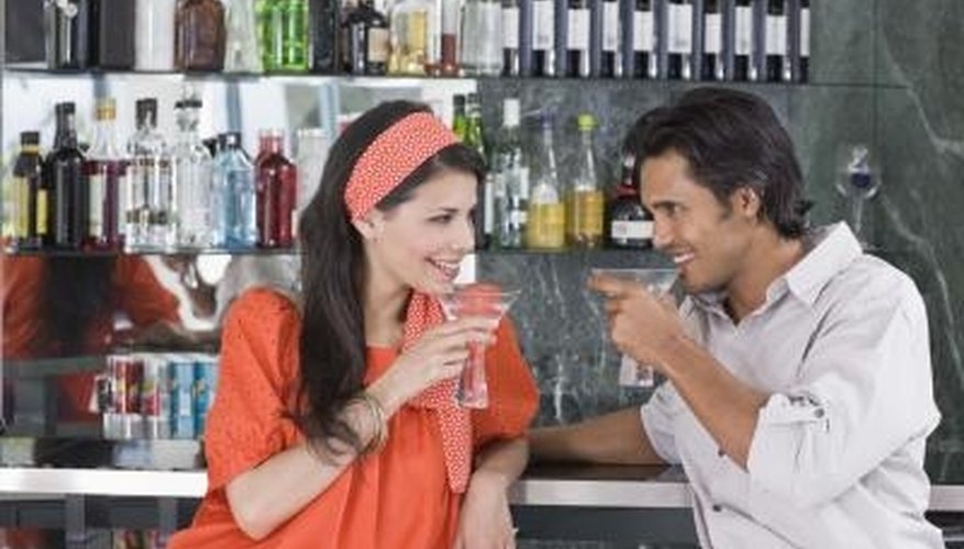 nonverbal flirting signs of men pictures 2017 images nonverbal flirting signs of men pictures 2017 images