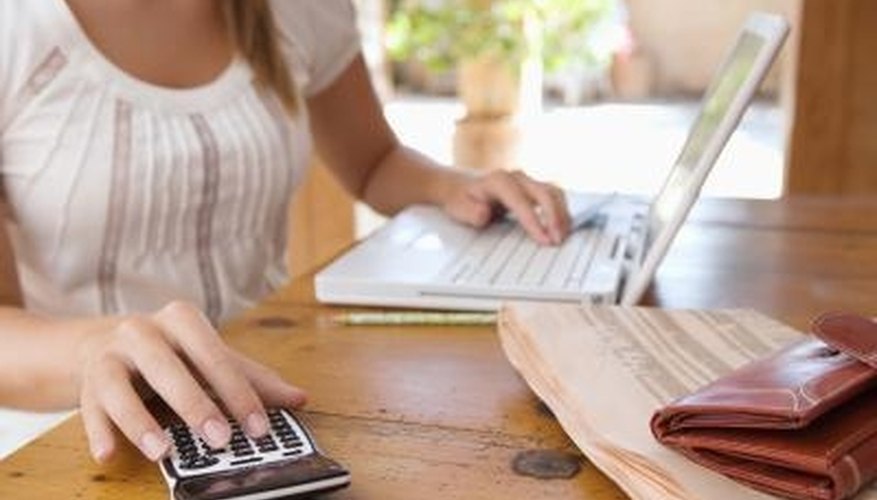 Photo Credit: Jupiterimages/BananaStock/Getty Images The average and variance can be found using a simple calculator.