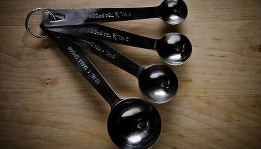 Photo Credit: Jupiterimages/Photos.com/Getty Images Baking is easier when you can convert the ounces in a recipe to teaspoons.