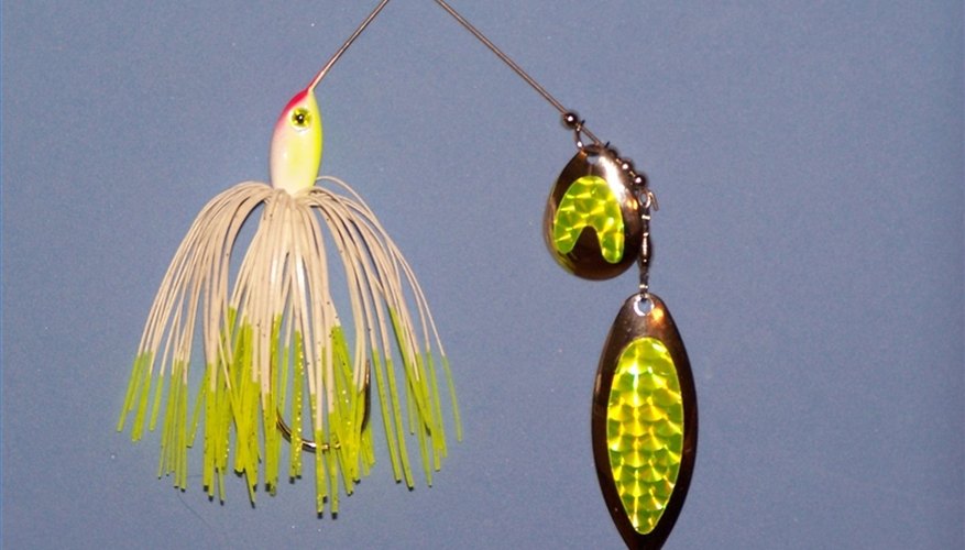 How to Tie Spinner Bait on Fishing Line