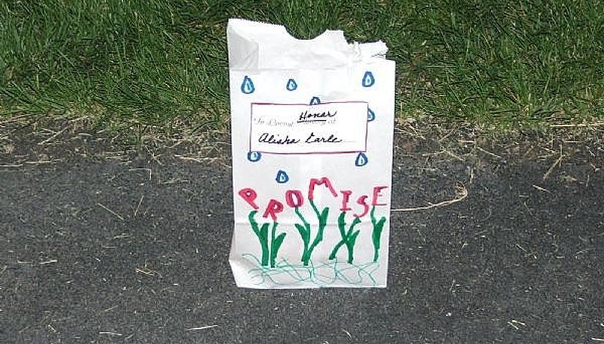 How to Decorate a Luminaria Bag in Memory or Honor of a ...