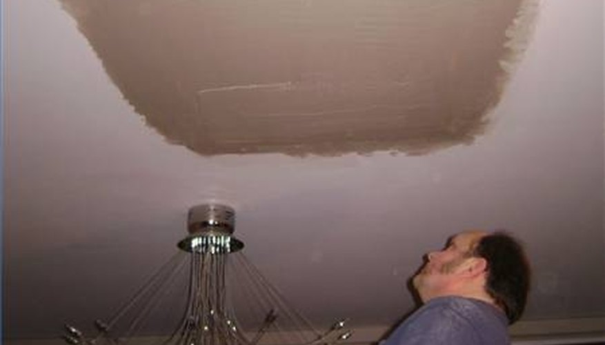 How To Patch A Hole In The Ceiling With Spackle Tape