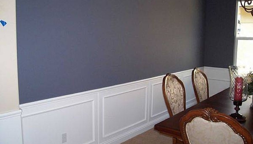 How To Put Up Chair Rail Molding