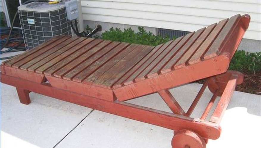 How to Build a Wood Chaise Lounger Garden Guides