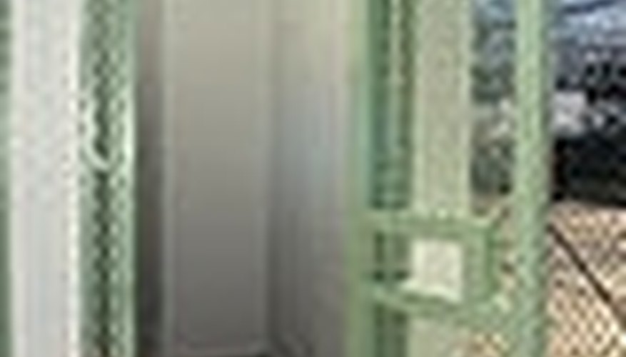 Clean a Fiberglass Tub Surround Clean a Fiberglass Tub Surround