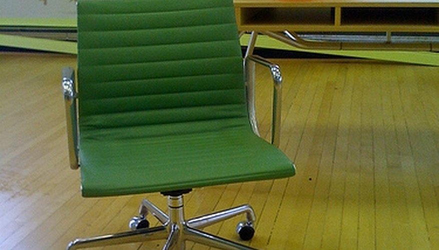 Faux leather furniture is an alternative to real leather furniture. Faux leather furniture is an alternative to real leather furniture.