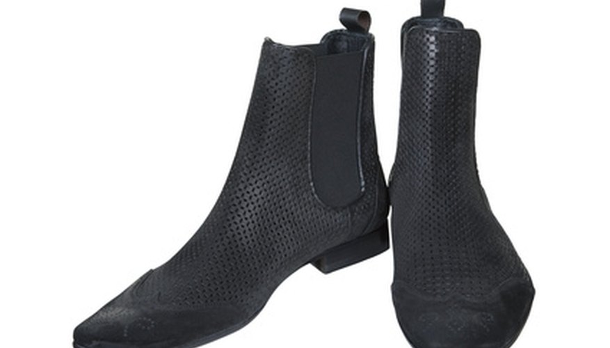 Clean suede with home products for an inexpensive maintenance solution. Clean suede with home products for an inexpensive maintenance solution.