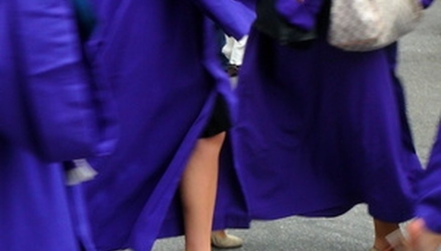 Full ride scholarships for college freshmen students