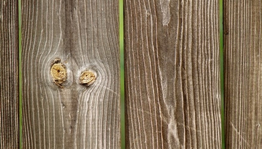 It is easy to apply water seal to a wooden fence. It is easy to apply water seal to a wooden fence.