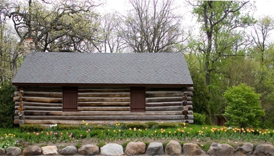Hand-crafted log cabins are made by the Amish. Hand-crafted log cabins are made by the Amish.