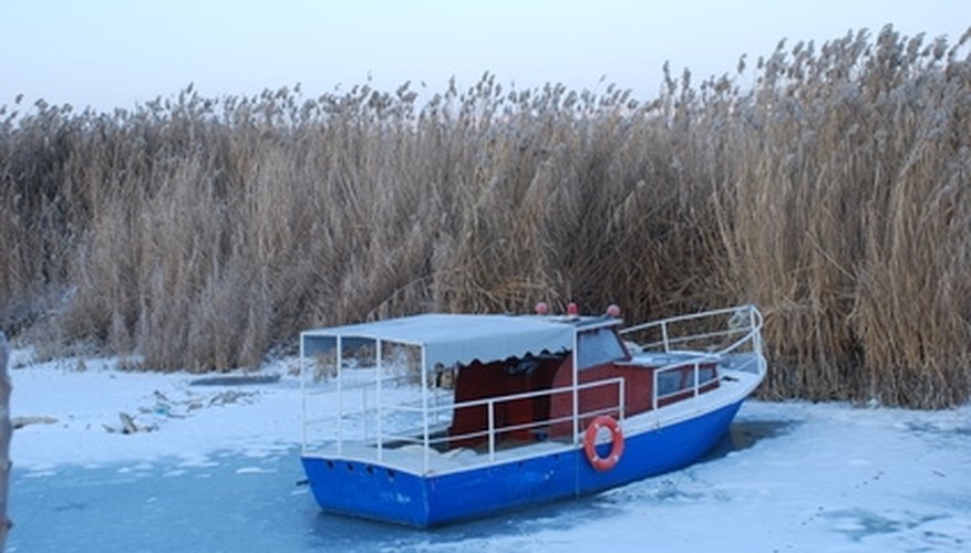 How to Fog a Boat Engine