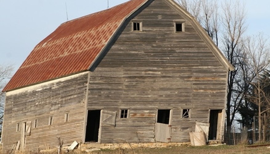 Grants for Restoring Old Barns in New York State | Bizfluent