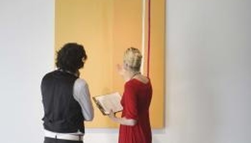 Use the appropriate hanger type for picture hanging. Use the appropriate hanger type for picture hanging.