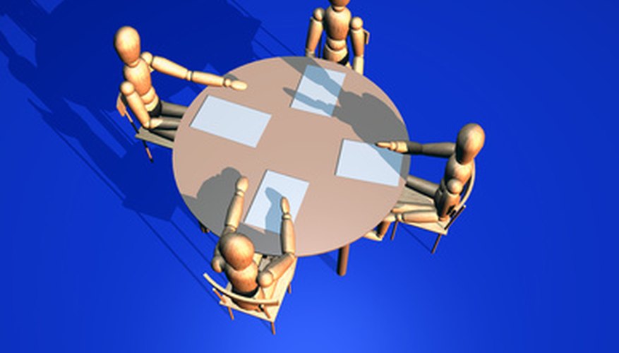 Photo Credit: business people image by Darko Draskovic from <a href='http://www.fotolia.com'>Fotolia.com</a> Clear communication leads to meeting expectations.