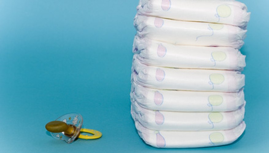 Photo Credit: babywindeln image by Daniel Fuhr from <a href='http://www.fotolia.com'>Fotolia.com</a> Measure the amount of water various brands of diapers can hold.