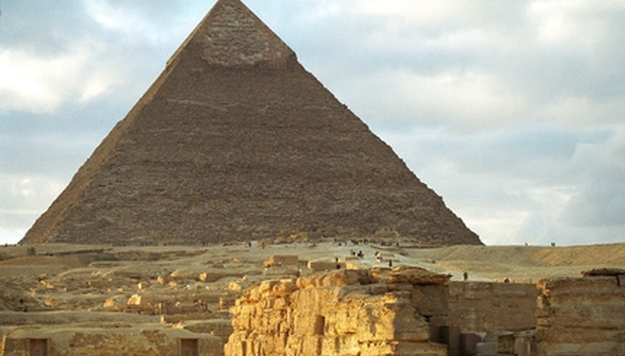 Handsaws may have been used to build the pyramids. Handsaws may have been used to build the pyramids.