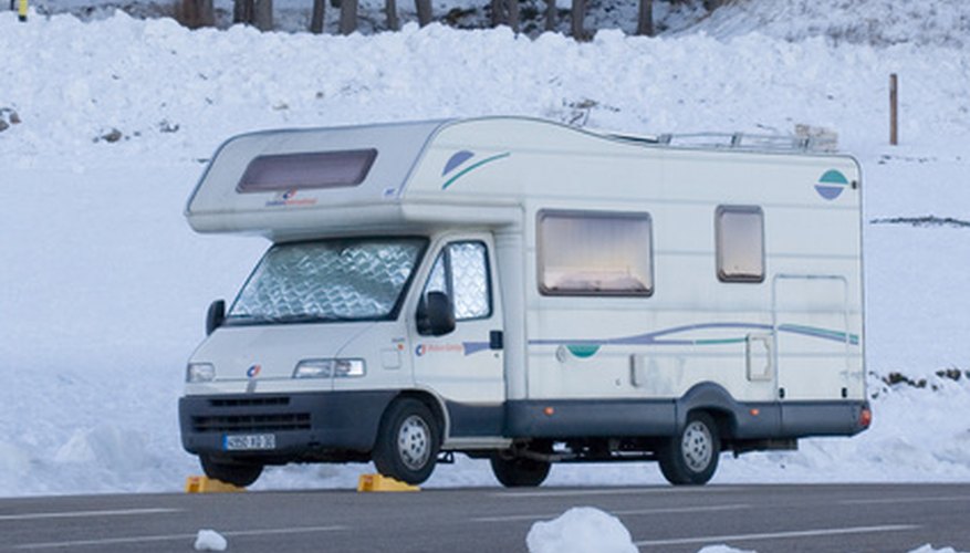 Trailers and mobile homes can plug directly into a power grid or use a generator. Trailers and mobile homes can plug directly into a power grid or use a generator.