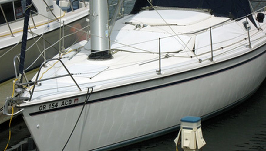 How to Use Sheet Metal Screws in Fiberglass Boats