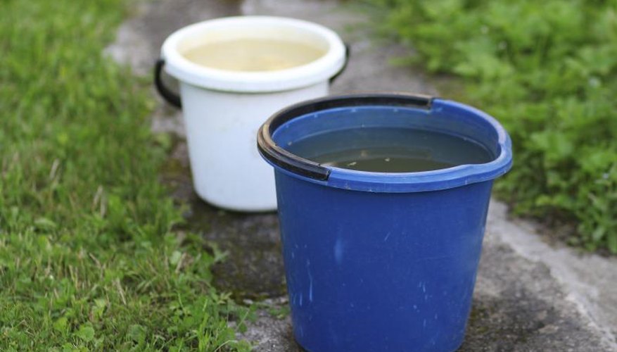 How to Build a Bucket Light for Camping