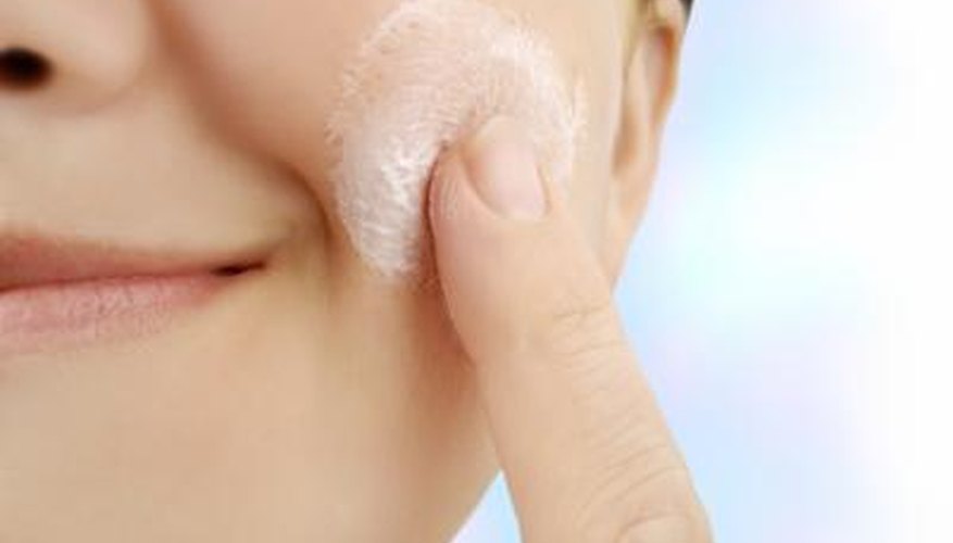 Rub the toothpaste into the blemish. Rub the toothpaste into the blemish.